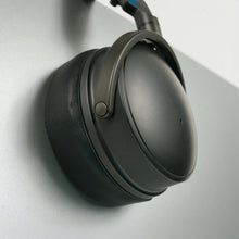Load image into Gallery viewer, Dekoni Audio Sheepskin Audeze Maxwell
