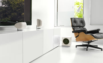 Bowers & Wilkins ASW608 blanco editorial