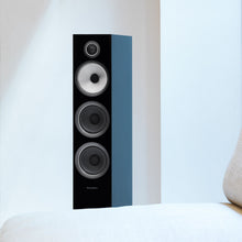 Load image into Gallery viewer, Bowers &amp; Wilkins 704 S2
