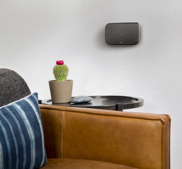 Polk Audio Magnifi MAX SR satelite pared