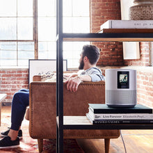 Load image into Gallery viewer, Bose Home Speaker 500 plata editorial 1
