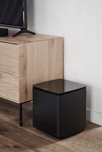 Load image into Gallery viewer, Bose Bass Module 700 editorial 1

