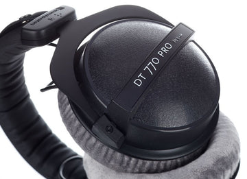 Beyerdynamic DT770 PRO Reacondicionado Negro capsula
