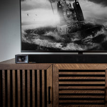 Cargar imagen en el visor de la galería, Klipsch Cinema 400 SoundBar

