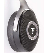 Load image into Gallery viewer, Dekoni Audio Elite Fenestrated Sheepskin Focal - Reacondicionado
