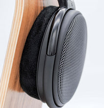 Load image into Gallery viewer, Dekoni Audio Choice Suede Sennheiser HD600 auriculares
