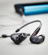 Cargar imagen en el visor de la galería, Sennheiser IE200
