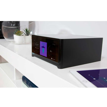 NAD M10 v2 editorial detalle