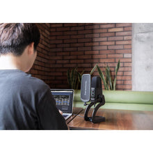 Load image into Gallery viewer, Saramonic SR-MV7000 editorial
