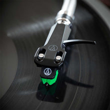 Load image into Gallery viewer, Audio-Technica AT-VM95E/H editorial
