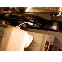 Load image into Gallery viewer, iFi Audio iPower X editorial 1
