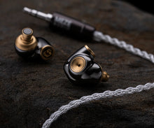 Load image into Gallery viewer, Meze Audio Advar cable
