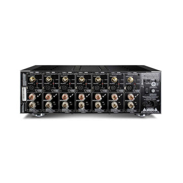 NAD M27 detrás