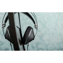 Load image into Gallery viewer, Meze Audio 99 Neo editorial
