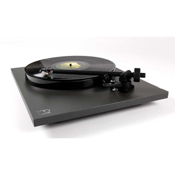 Rega Planar 1 Plus Negro Mate perfil