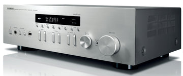 Yamaha RN-402D perfil