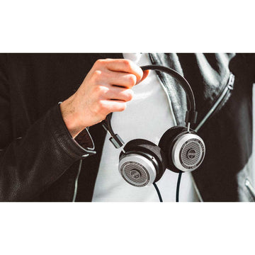 GRADO SR325x editorial 1