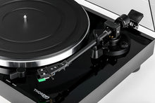 Load image into Gallery viewer, Thorens TD 202
