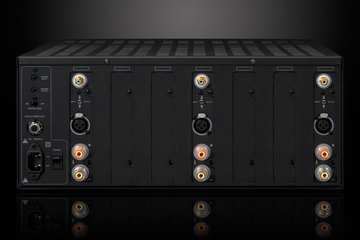 EMOTIVA XPA-3 GEN3.  Trasera